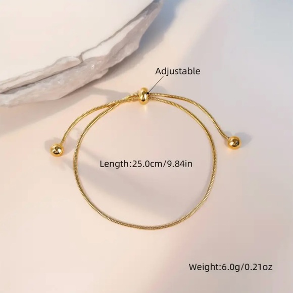 New Simple Adjustable Stainless Steel Thin Chain Bracelet
Stylish Hand Chain - Picture 3 of 3